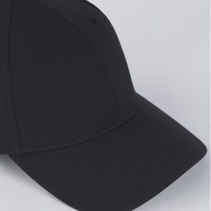 Lululemon Baller Hat in Black